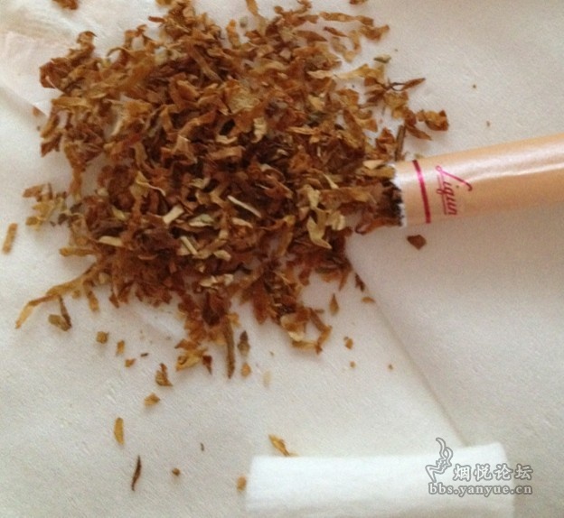 软红利群包装买了两条 (加烟丝!!)(长过滤嘴香烟六字)不居中! 上六图和点燃图求 - 真伪鉴别 - 烟悦网论坛