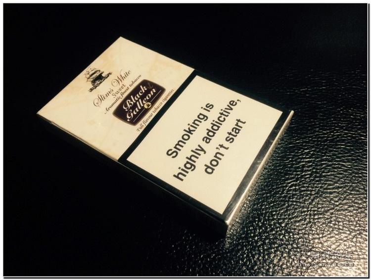 朝鲜黑帆船一款酸甜苦辣咸口感集一身的怪味烟!