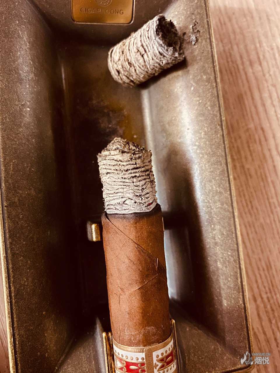 求助:乌普曼2号鱼雷 - 雪茄交流 - 烟悦网论坛