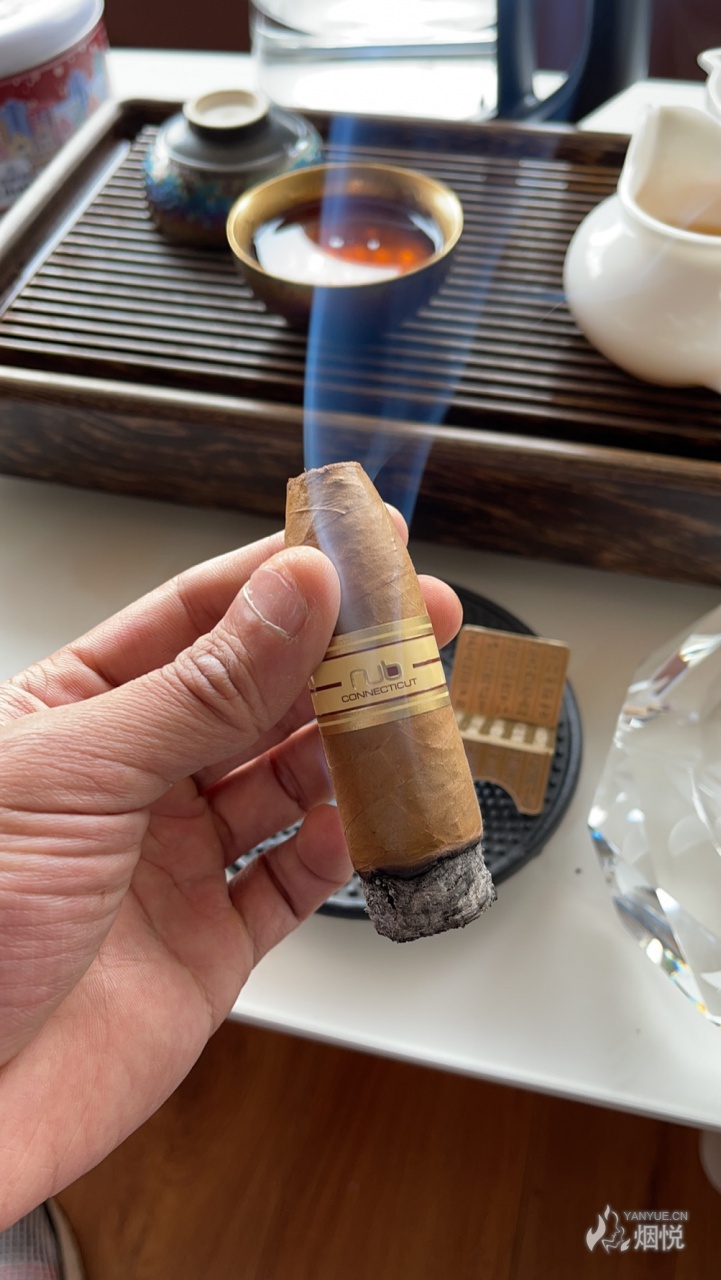 奥利瓦nub——康涅狄格464t - 雪茄交流 - 烟悦网论坛