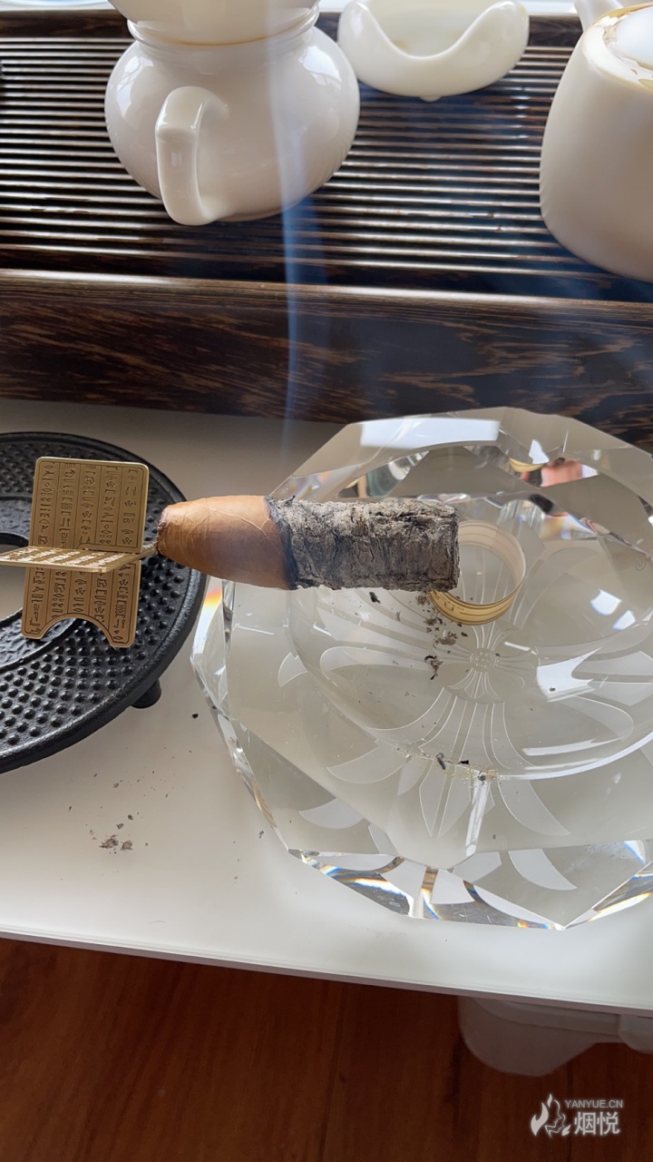 奥利瓦nub——康涅狄格464t - 雪茄交流 - 烟悦网论坛