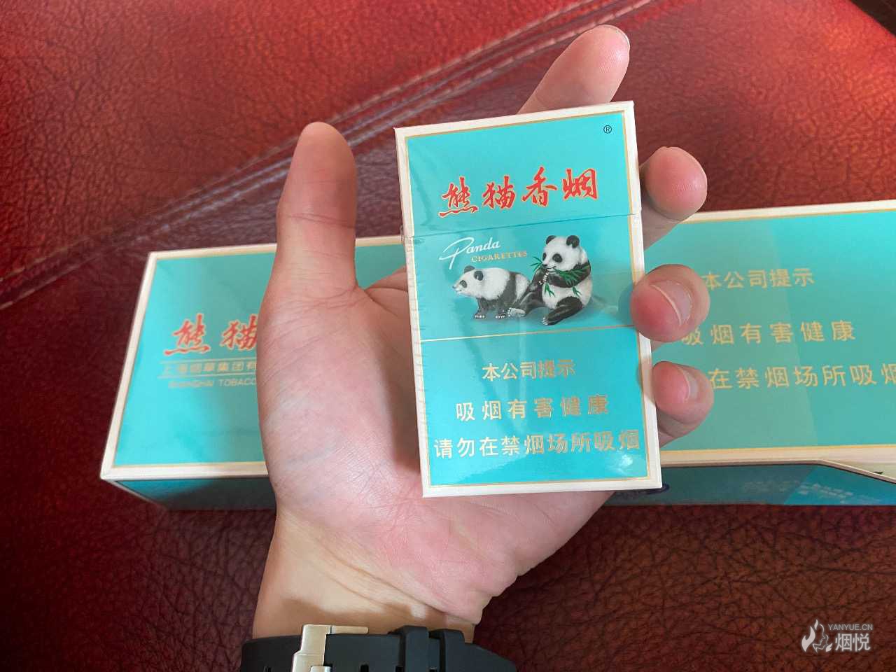 熊猫国宝香烟图片