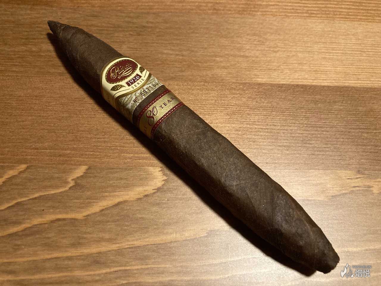 serie 1926 80 years maduro 帕德隆 1926系列 80周年 马杜罗 - 雪茄
