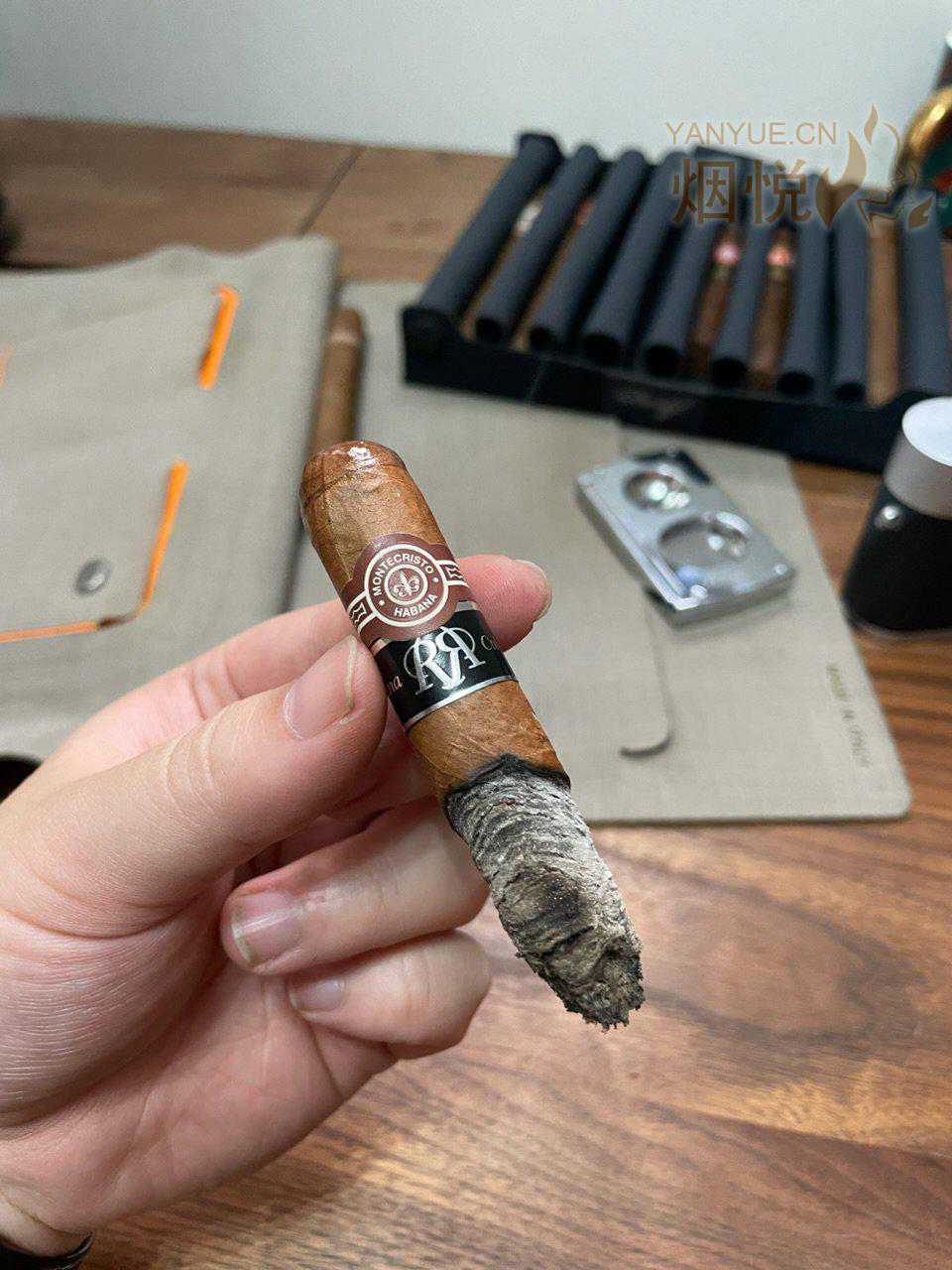 【窖藏品鉴】02蒙特4号RR Montecristo No.4 Reserva Cosecha 2002 - 雪茄交流 - 烟悦网论坛