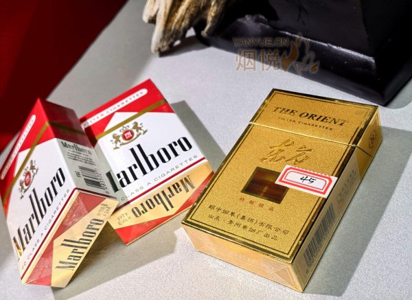 box of cigarette papers Full Box of 100 Booklets Rizla Liquorice Rolling Cigarette Papers Free P&P