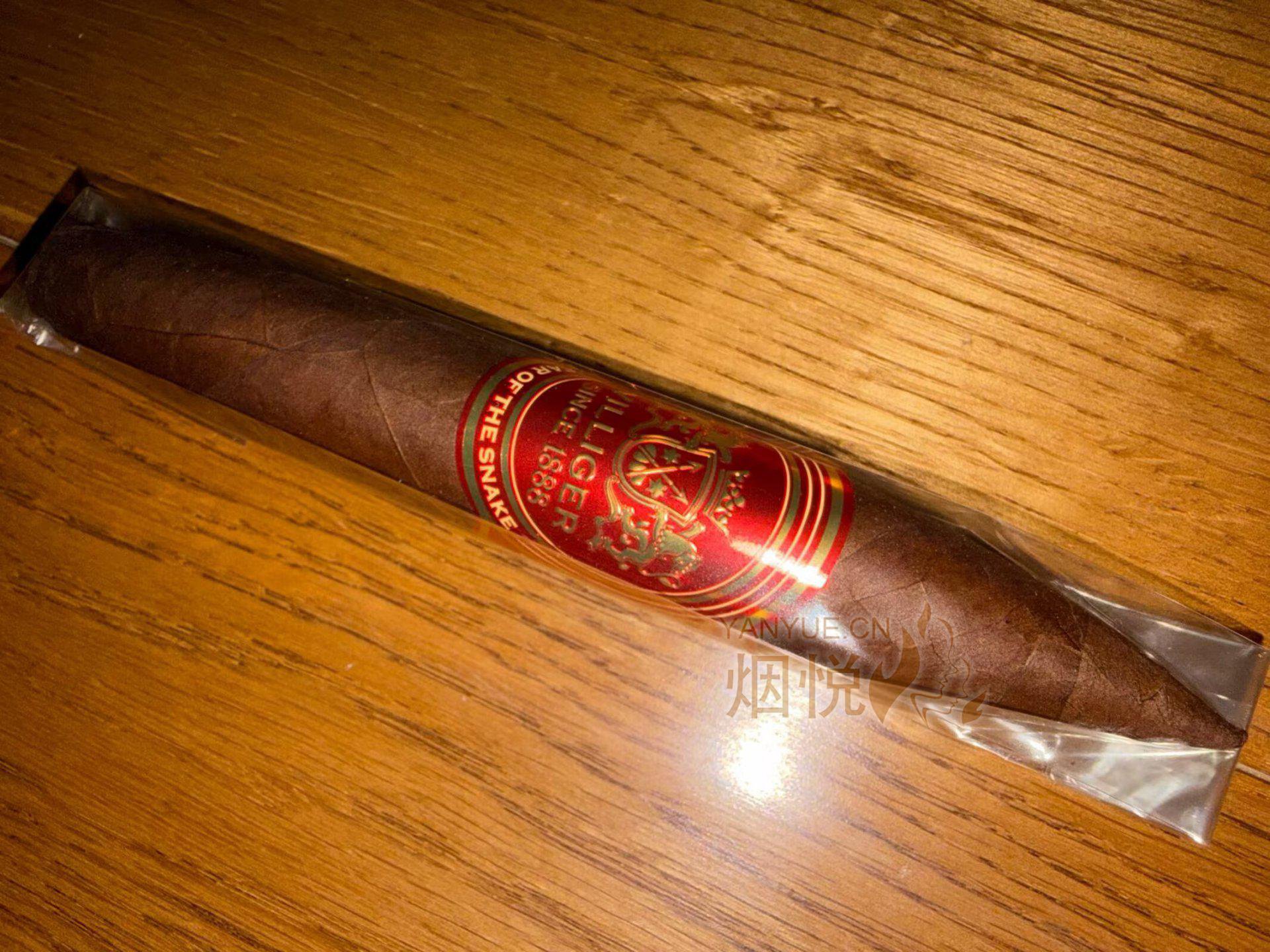 Villiger Year of the Snake Edicion Limitada Perfecto---威利蛇年生肖限量完美 - 雪茄 ...