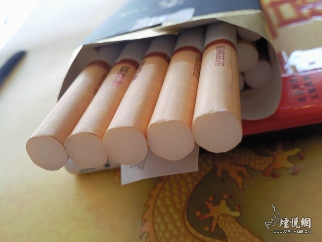 唯美与经典--软包装长.短论道对比! - 香烟漫谈 - 烟悦网论坛