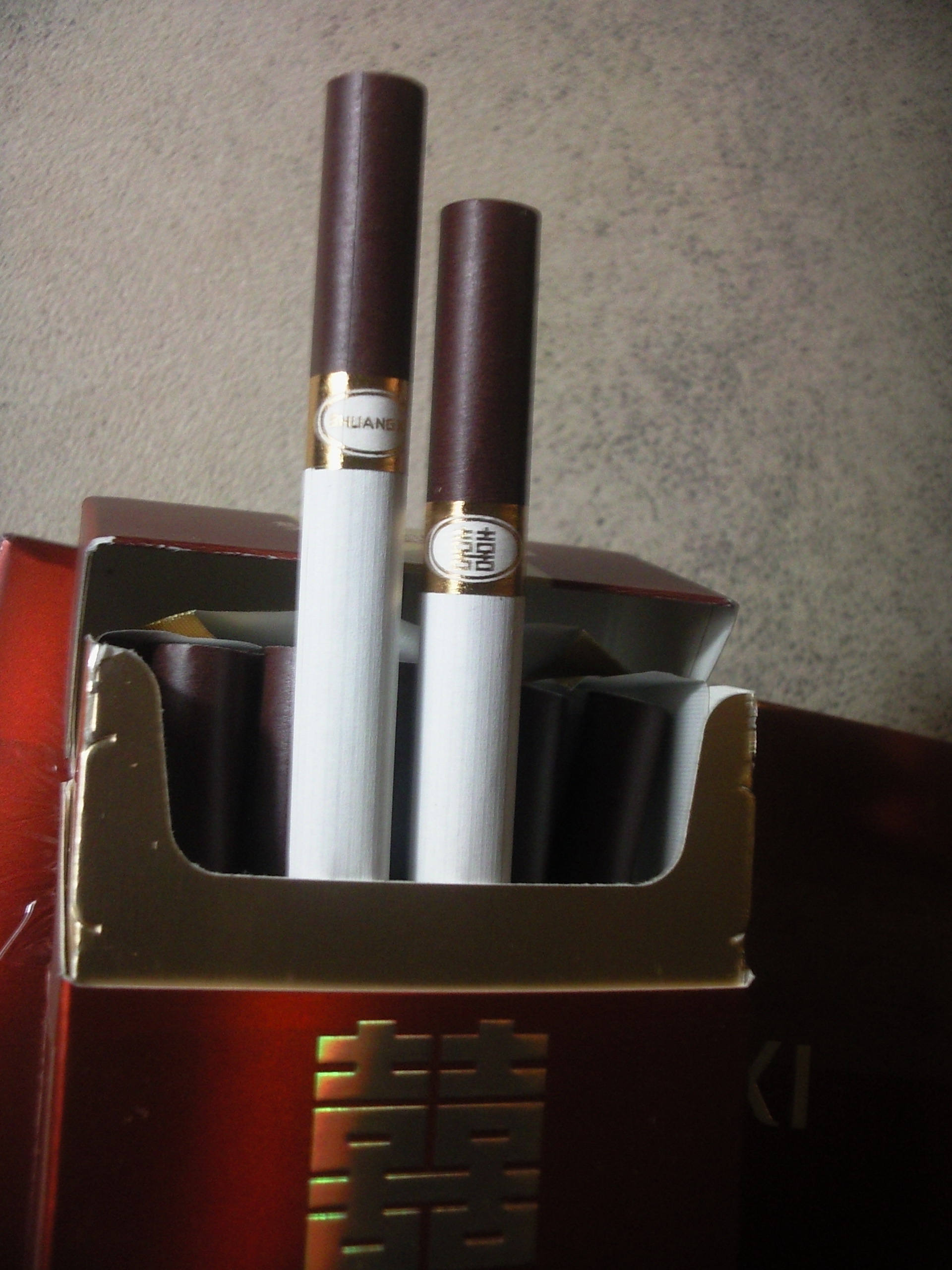 百草之路------【芙蓉王·硬蓝新版】 - 香烟品鉴 - 烟悦网论坛