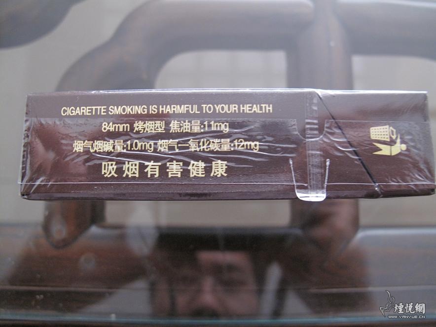 利群烟中过滤嘴最长的硬壳阳光利群!