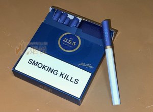 555弘（亚太免税）。包装看着非常高档，拿出去别人以为50往上的烟入口烤烟甜润口感明...[话题-烟悦网]