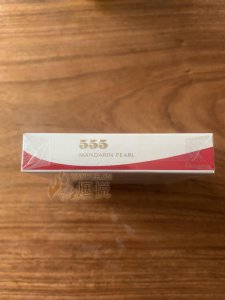 上一代老555弘博品吸。555一直是我非常喜欢的品牌，原因是本人是从九十年代勋章555就...[话题-烟悦网]