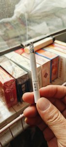 中南海(典8) 香烟正品价格表，真伪鉴别口感评测各地价格多少钱 [香烟信息-烟悦网]