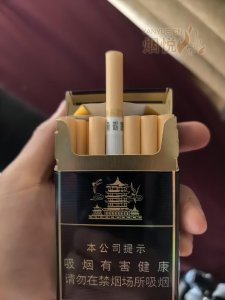 黄鹤楼(硬珍品) 香烟正品价格表，真伪鉴别口感评测各地价格多少钱 [香烟信息-烟悦网]